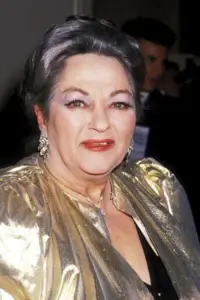 Yvonne De Carlo