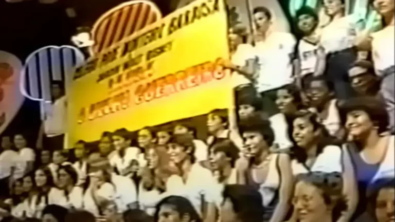 Cassino do Chacrinha - O programa que conquistou corações com sua diversão e carisma em mais de 15 anos de história