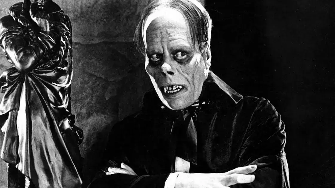 O Fantasma da Ópera - A cena que desmascarou o horror e transformou o cinema em um novo nível de emoção