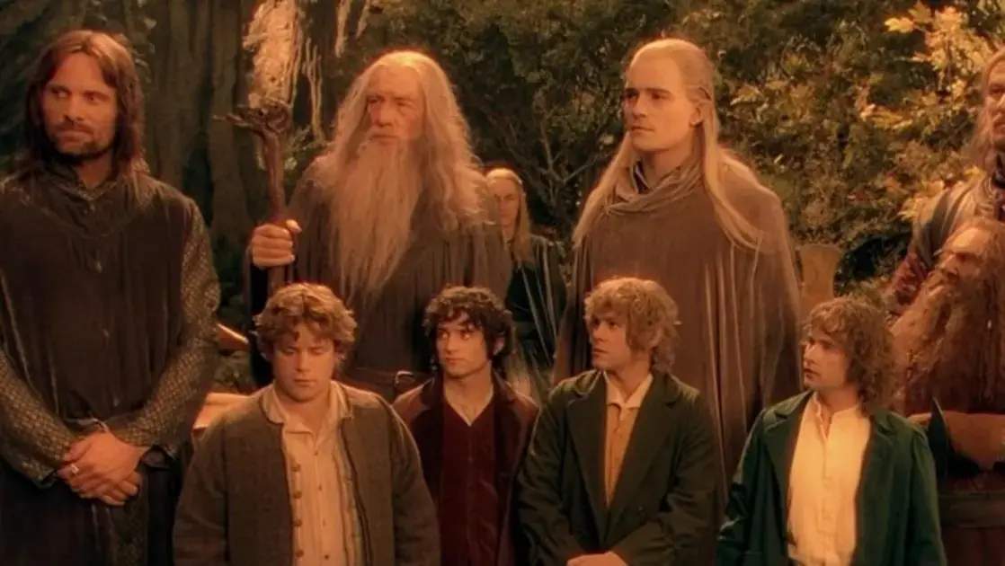 O Senhor dos Anéis - A leveza sobrenatural de um elfo em batalhas lendárias e momentos icônicos